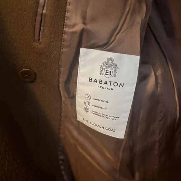 Elegant Brown Double-Breasted Coat - Picture 7 of 8